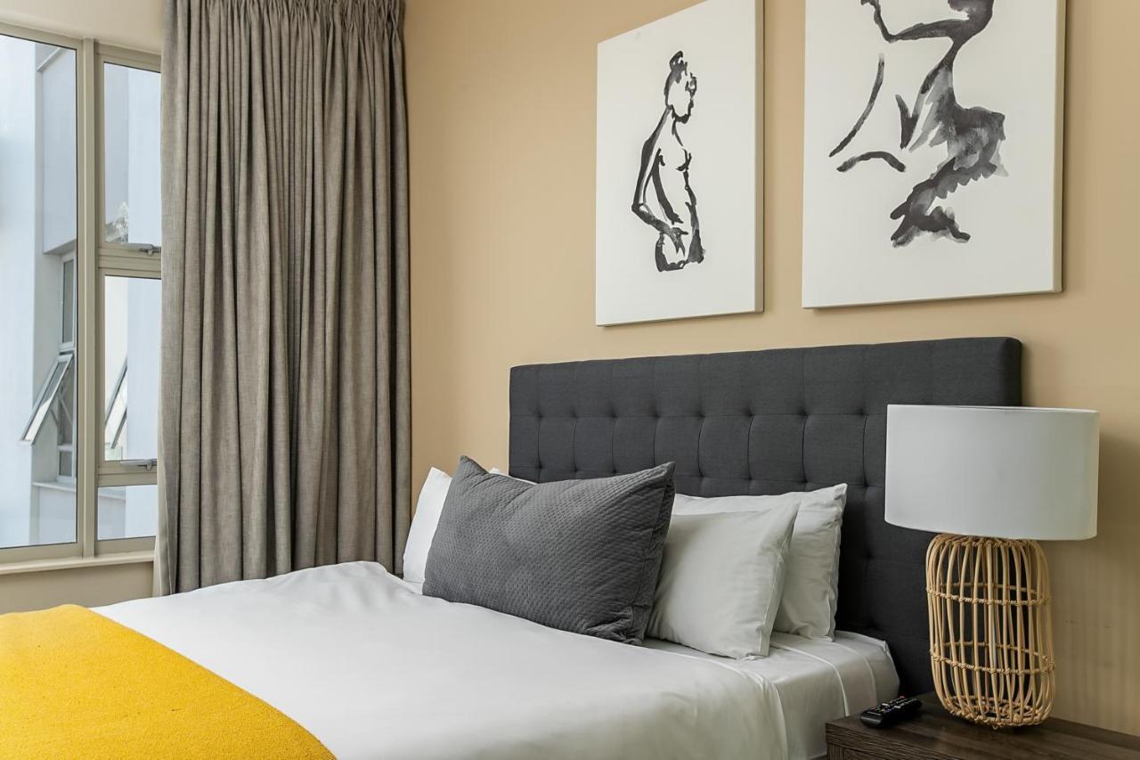 The Serviced Apartment Collection At The Tyrwhitt Rosebank ヨハネスブルグ エクステリア 写真