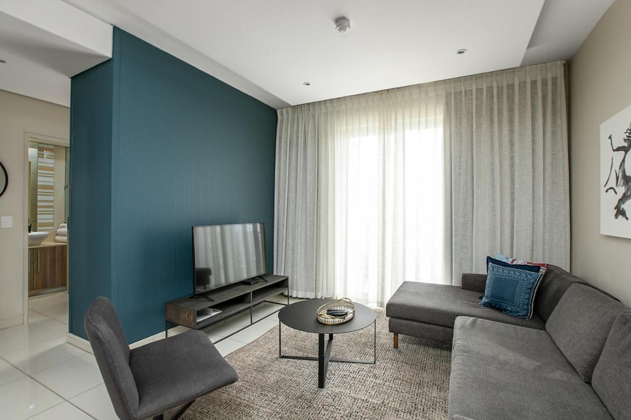 The Serviced Apartment Collection At The Tyrwhitt Rosebank ヨハネスブルグ エクステリア 写真